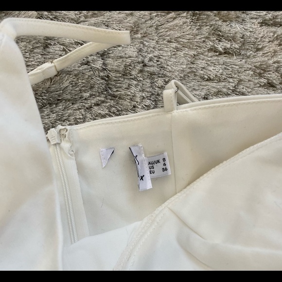 PRINCESS POLLY NOVELLA WHITE DRESS SZ 8 - Picture 4 of 5